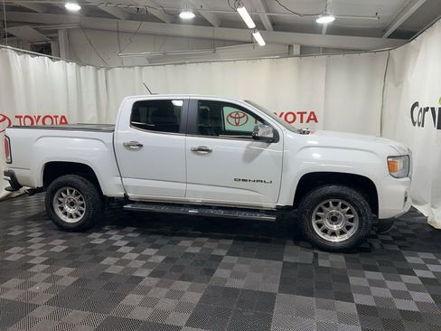 Used 2021 GMC Canyon Denali image 10