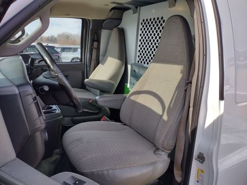 Used 2020 GMC Savana 2500 Work Van image 10