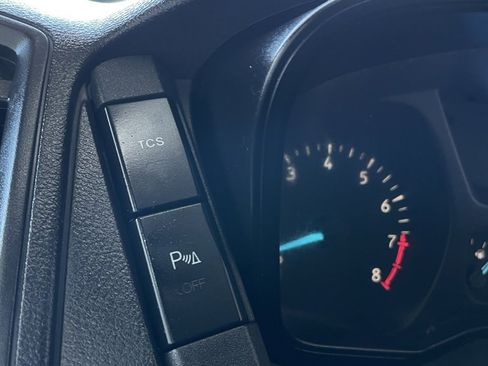 Used 2017 Ford Transit 150 XL image 26