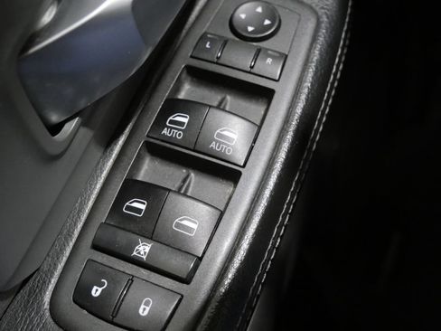 Used 2022 RAM 2500 Big Horn AWD/4WD image 13