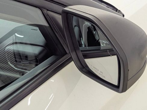 Certified 2022 Ford Explorer XLT w/ Equipment Group 202A image 20