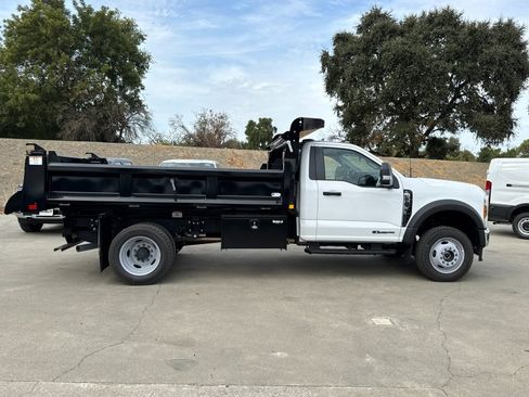 New 2024 Ford F550 XL image 2