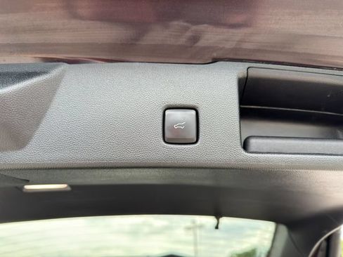 Used 2023 Ford Escape ST-Line w/ Tech Pack #1 FWD image 39