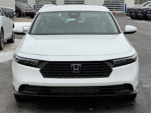 New 2025 Honda Accord LX image 32