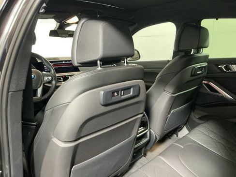 Certified 2023 BMW X6 xDrive40i w/ Luxury Seating Package image 29