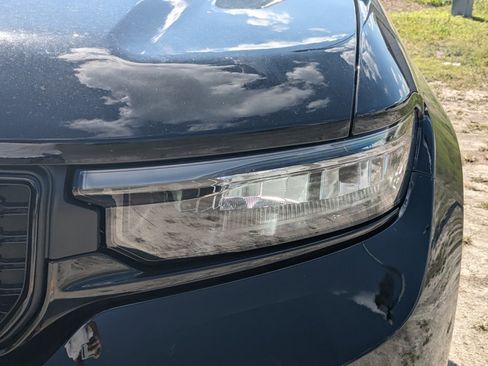 New 2025 Jeep Grand Cherokee L Limited w/ Black Appearance Package image 9