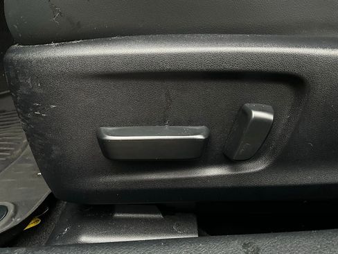 Used 2023 Lexus IS 300 w/ Comfort Package image 11