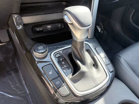 Used 2024 Kia Seltos EX FWD image 21