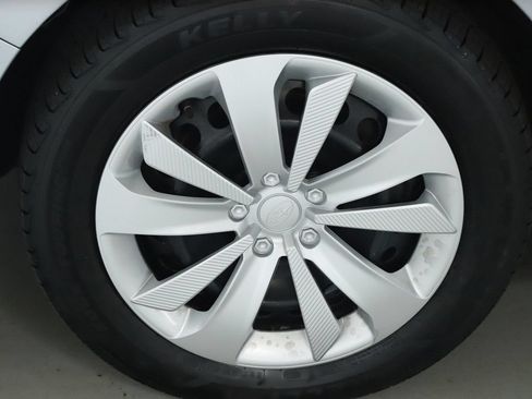 Used 2018 Subaru Impreza 2.0i AWD/4WD image 36