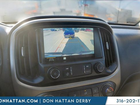 Used 2021 GMC Canyon Denali image 8