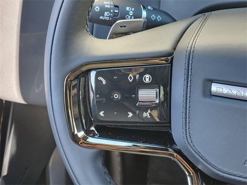 New 2025 Land Rover Range Rover Velar Dynamic SE image 26