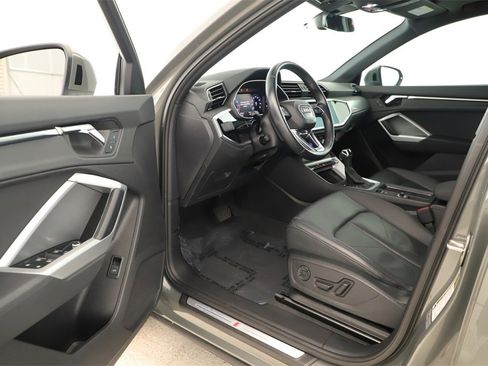 Used 2020 Audi Q3 2.0T Premium Plus w/ Premium Plus Package image 14
