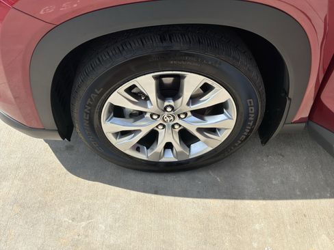 Used 2025 Toyota Grand Highlander FWD image 13