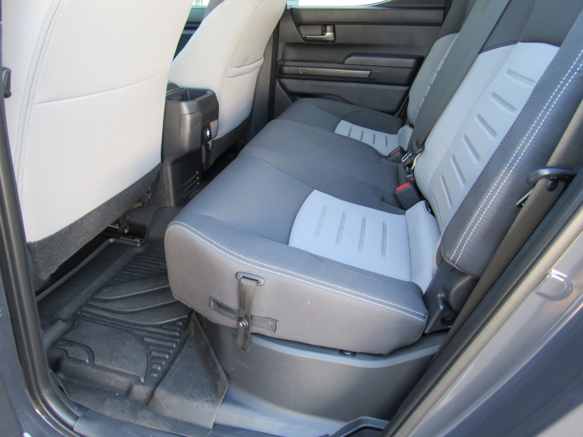Used 2025 Toyota Tacoma TRD Sport w/ Blackout Package (GST) AWD/4WD image 39