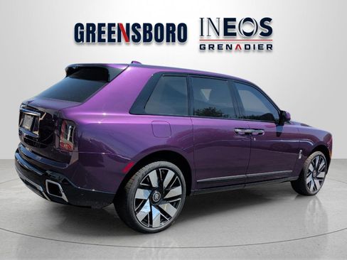 Used 2025 Rolls-Royce Cullinan AWD/4WD image 5