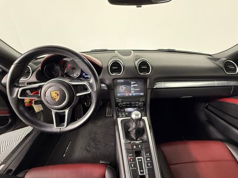 Used 2017 Porsche 718 Boxster S RWD image 22