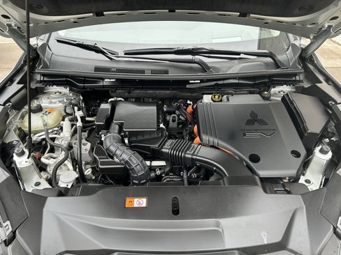 Used 2023 Mitsubishi Outlander SEL image 13