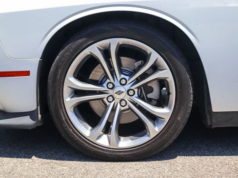Used 2021 Dodge Challenger GT w/ Plus Package RWD image 9
