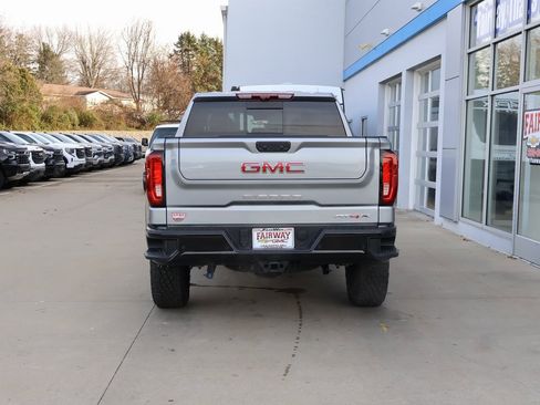 New 2025 GMC Sierra 1500 AT4X image 9