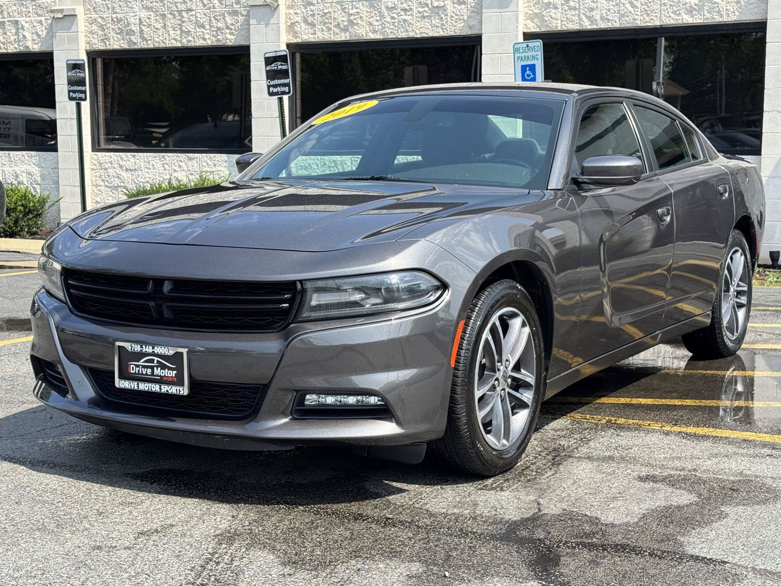 Used 2019 Dodge Charger SXT AWD/4WD image 16