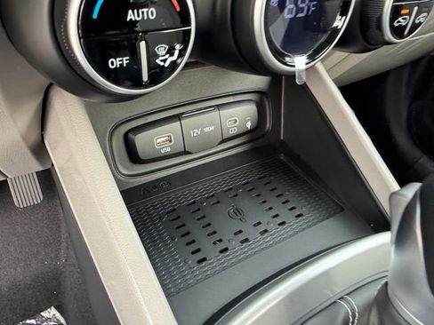 New 2026 Hyundai Venue SEL image 29