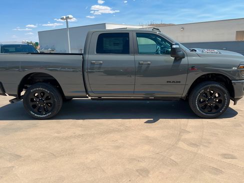 New 2026 RAM 3500 Laramie AWD/4WD image 6