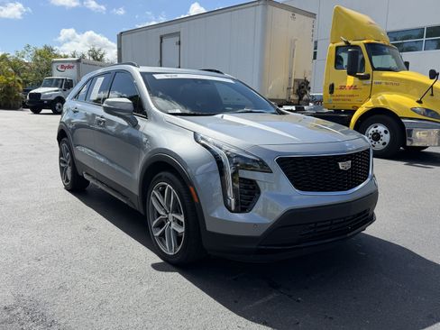 Certified 2023 Cadillac XT4 Sport FWD image 1