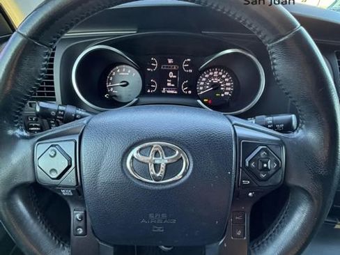 Used 2018 Toyota Sequoia TRD Sport AWD/4WD image 9