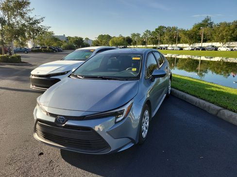 Used 2023 Toyota Corolla LE FWD image 27