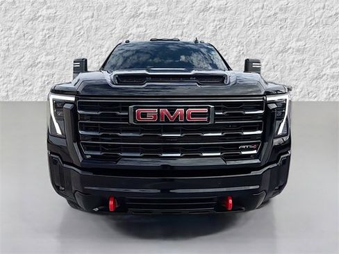Used 2025 GMC Sierra 2500 AT4 w/ AT4 Premium Plus Package image 8