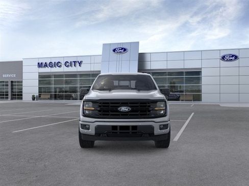 New 2026 Ford F150 XLT w/ Equipment Group 302A MID AWD/4WD image 6