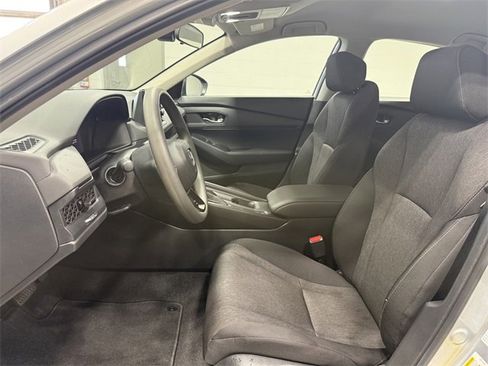 Certified 2024 Honda Accord LX image 11