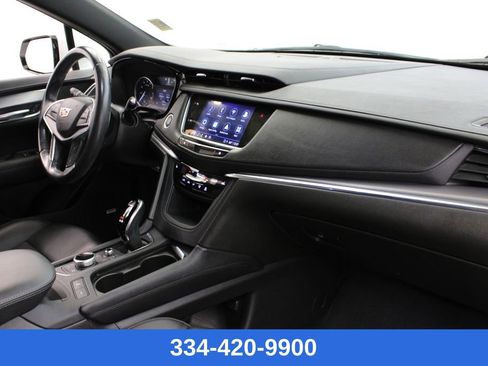 Used 2023 Cadillac XT5 Luxury image 23