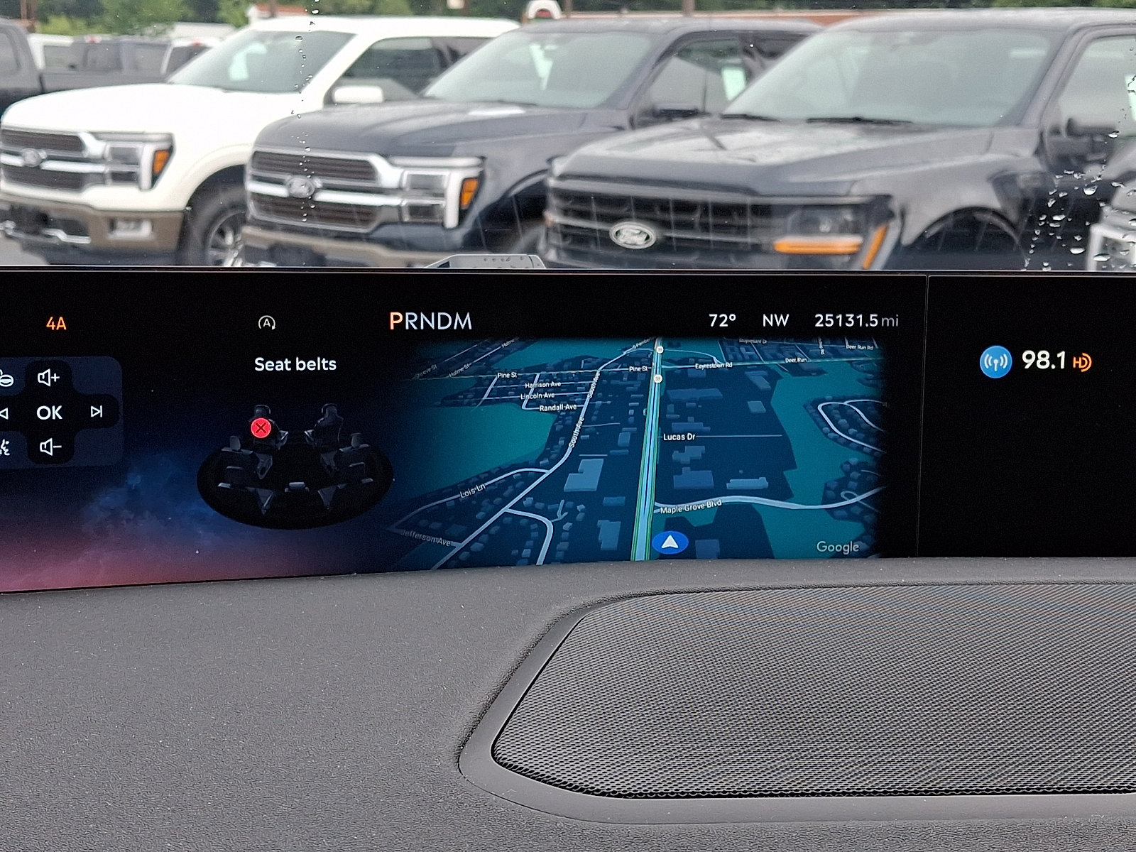 Used 2025 Lincoln Navigator Reserve AWD/4WD image 19