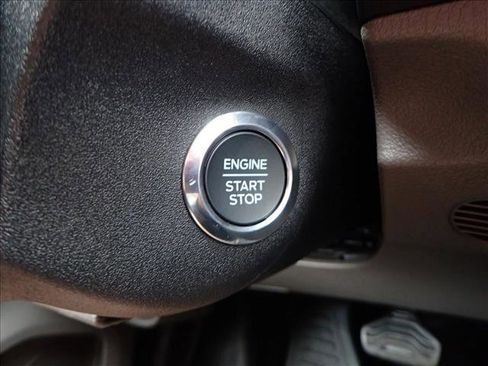 New 2026 Ford Transit 250 148 Medium Roof Extended AWD image 21