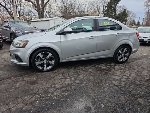 Used 2019 Chevrolet Sonic Premier image 3