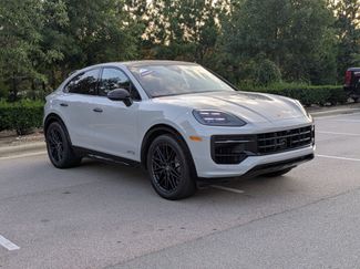 Used 2025 Porsche Cayenne GTS AWD/4WD video 1