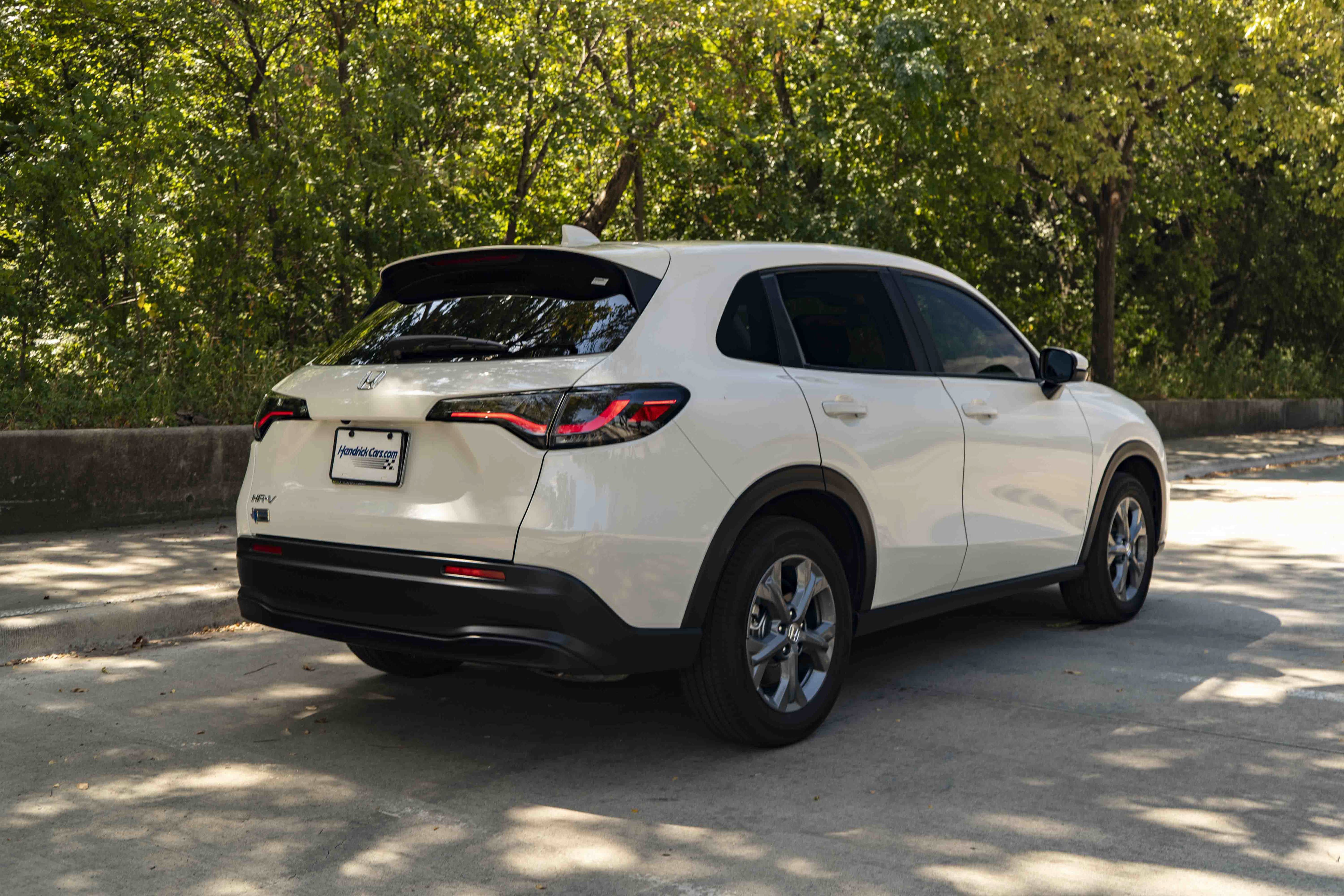 Used 2027 Honda HR-V LX image 9
