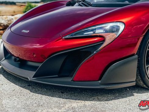 Used 2016 McLaren 675LT Coupe RWD image 25