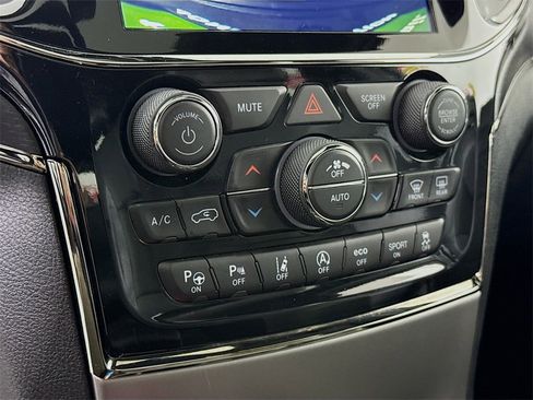 Used 2021 Jeep Grand Cherokee High Altitude image 8