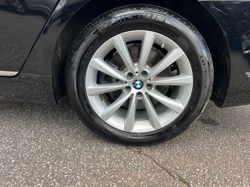 Used 2018 BMW 740i image 42