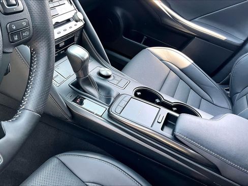 Used 2023 Lexus IS 350 F Sport RWD image 15