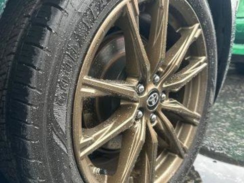 Used 2020 Toyota 86 RWD image 5