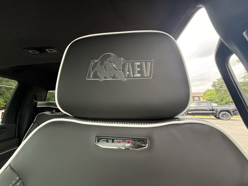 Used 2026 GMC Sierra 2500 AT4X w/ AT4X AEV Edition AWD/4WD image 30