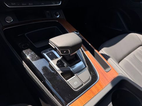 Certified 2023 Audi Q5 2.0T Premium Plus w/ Premium Plus Package AWD/4WD image 21