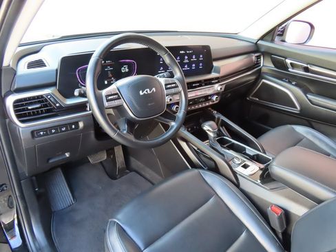 Certified 2025 Kia Telluride S AWD/4WD image 5