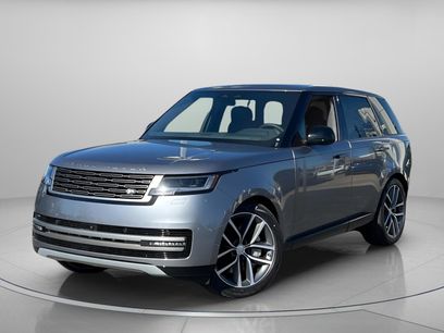 New 2025 Land Rover Range Rover SE