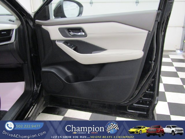 Used 2024 Nissan Rogue SV w/ SV Premium Package AWD/4WD image 40