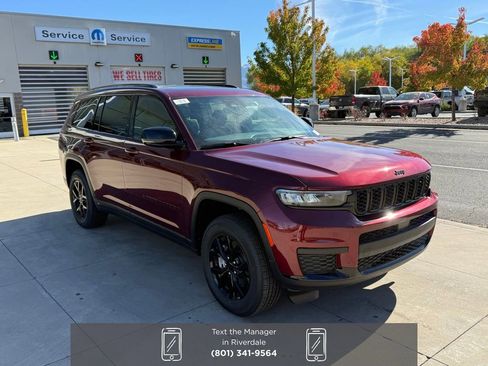 New 2025 Jeep Grand Cherokee L Altitude image 6