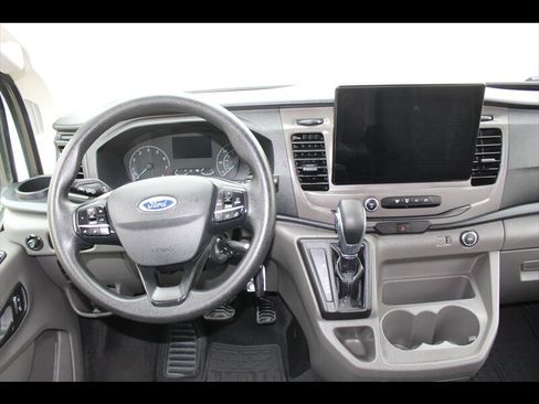 Used 2022 Ford Transit 350 XLT RWD image 14
